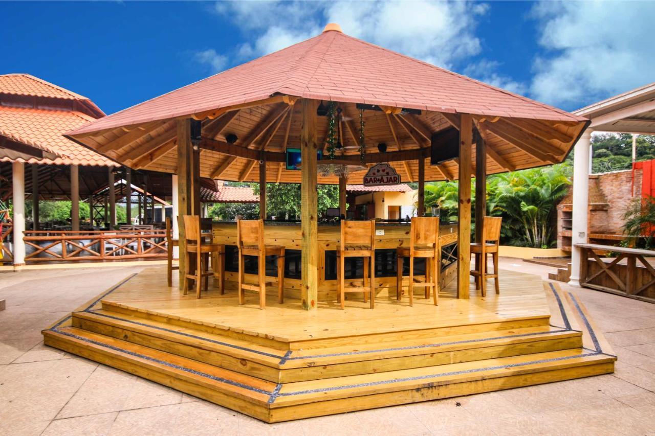 Bonao Rancho Guacamayos Hotel & Restaurantes المظهر الخارجي الصورة